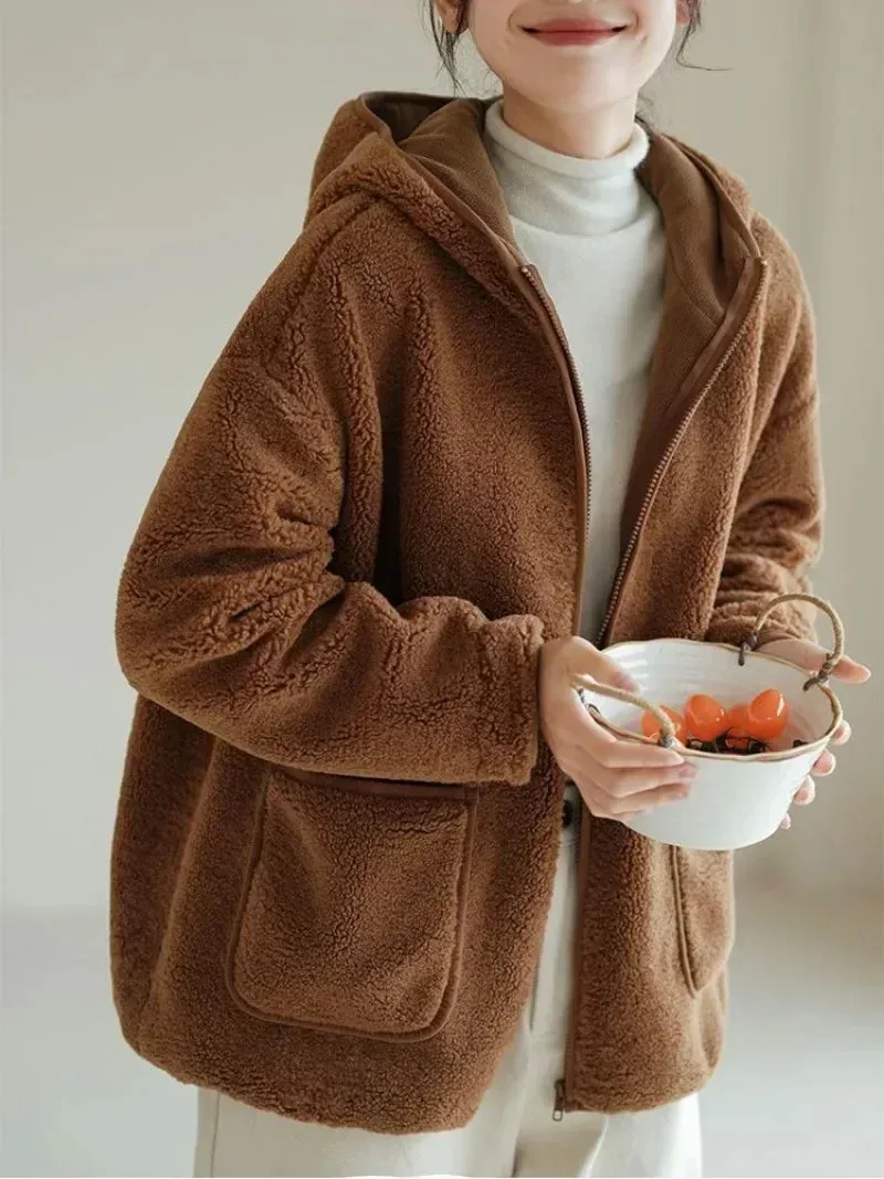 Bonnyshow Thickened Sheepskin Fleece Jacket with Hood, Lambhair Jacket, Women's New Warm Leather Fur Integrated Granular Fleece Coat