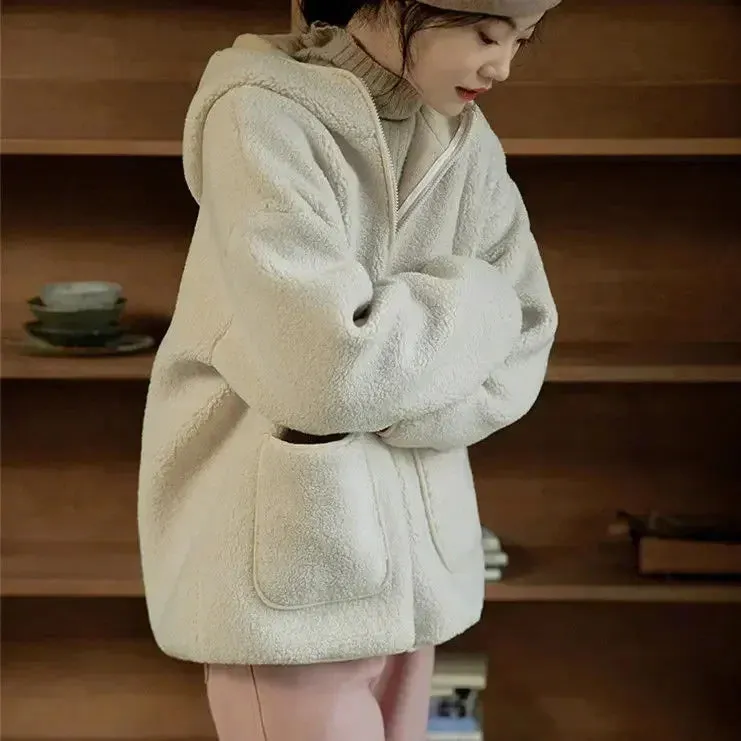 Bonnyshow Thickened Sheepskin Fleece Jacket with Hood, Lambhair Jacket, Women's New Warm Leather Fur Integrated Granular Fleece Coat
