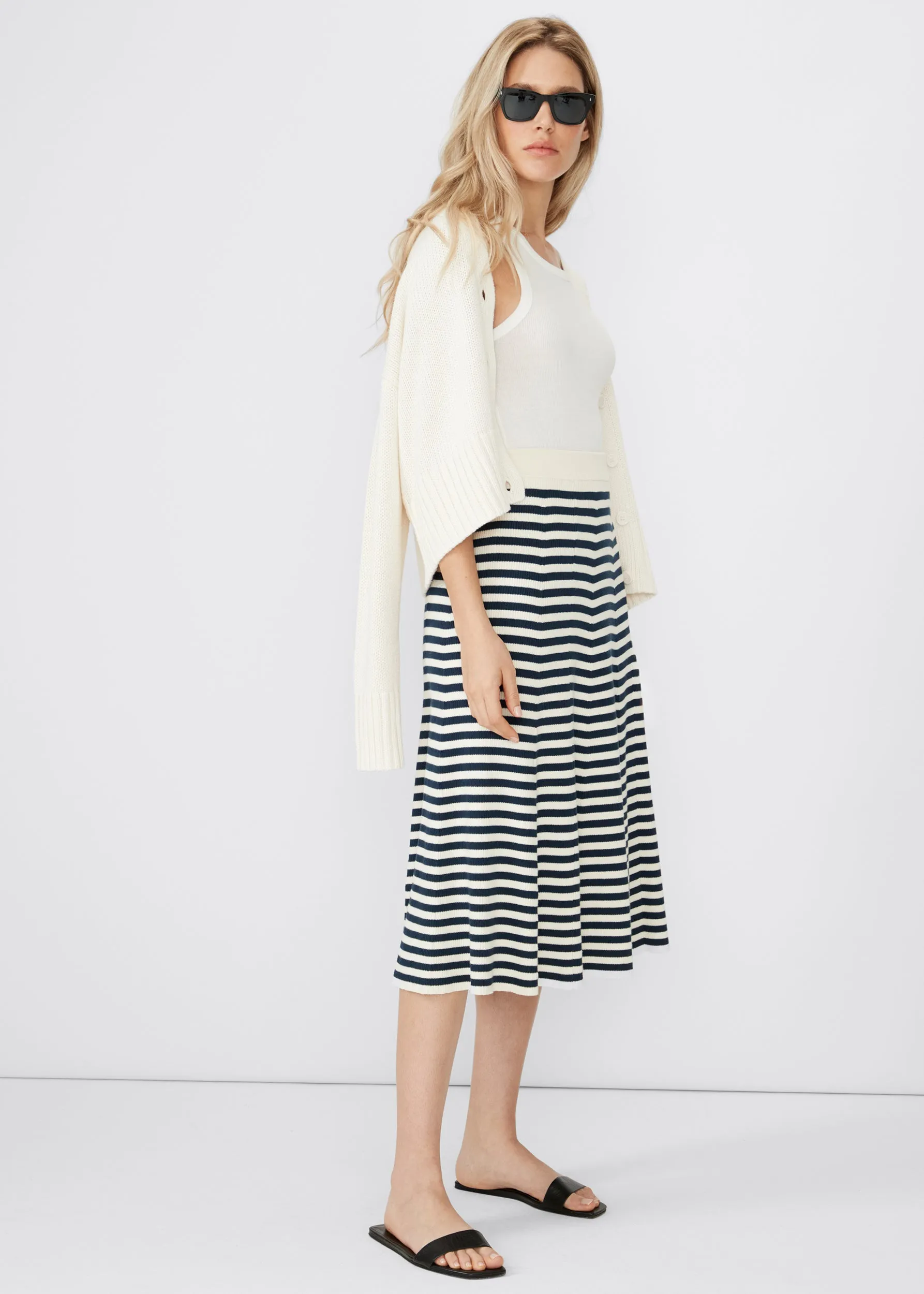 The Sabine - Cream/Navy