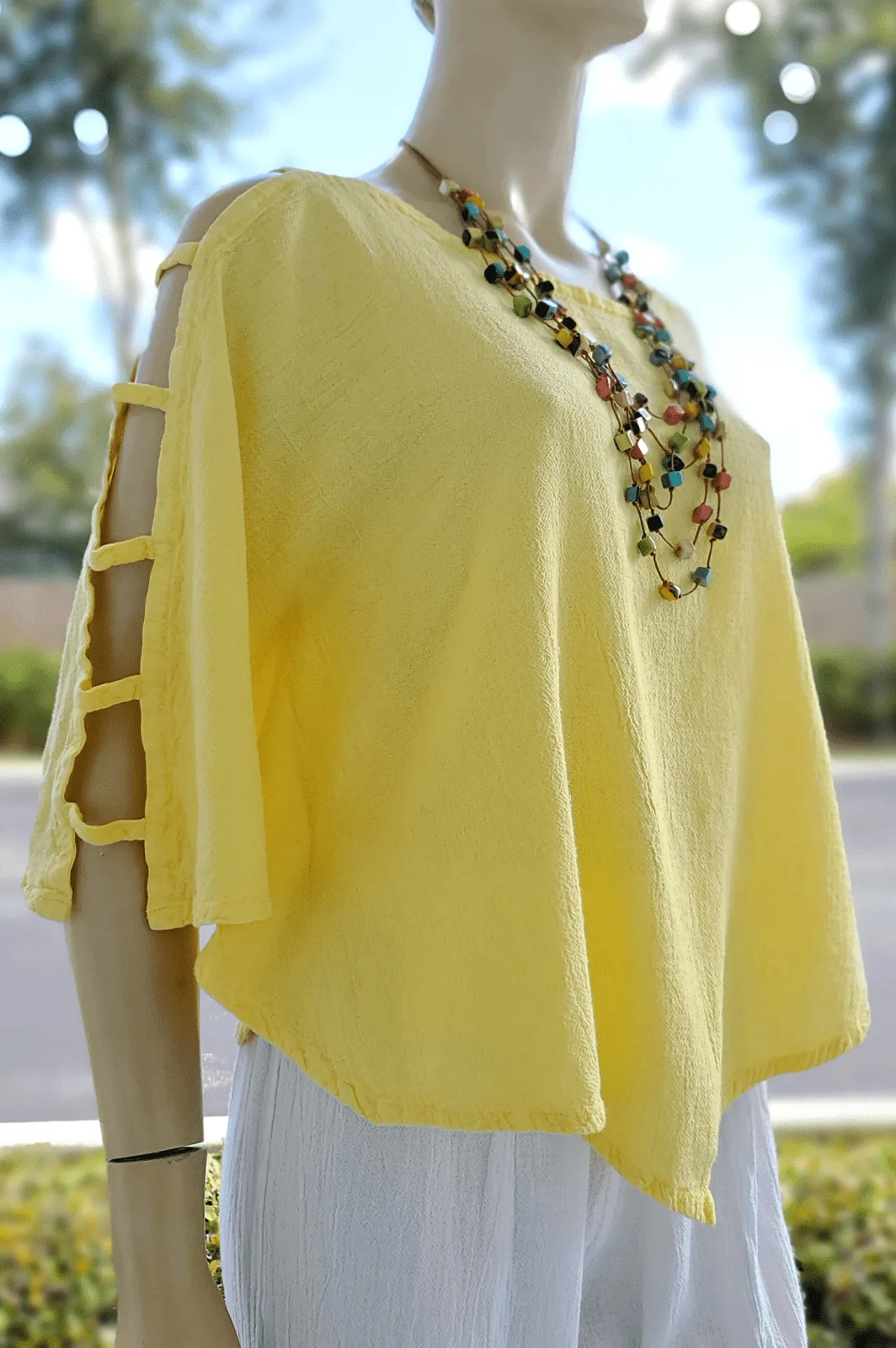 Viki Sale Detailed Cut-Out 3/4 Sleeve Top Sale